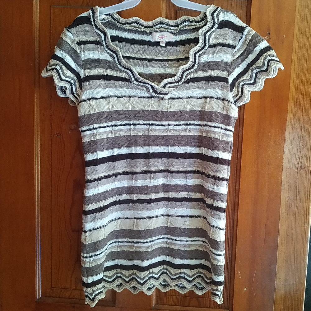 Candie's women's sweater shirt